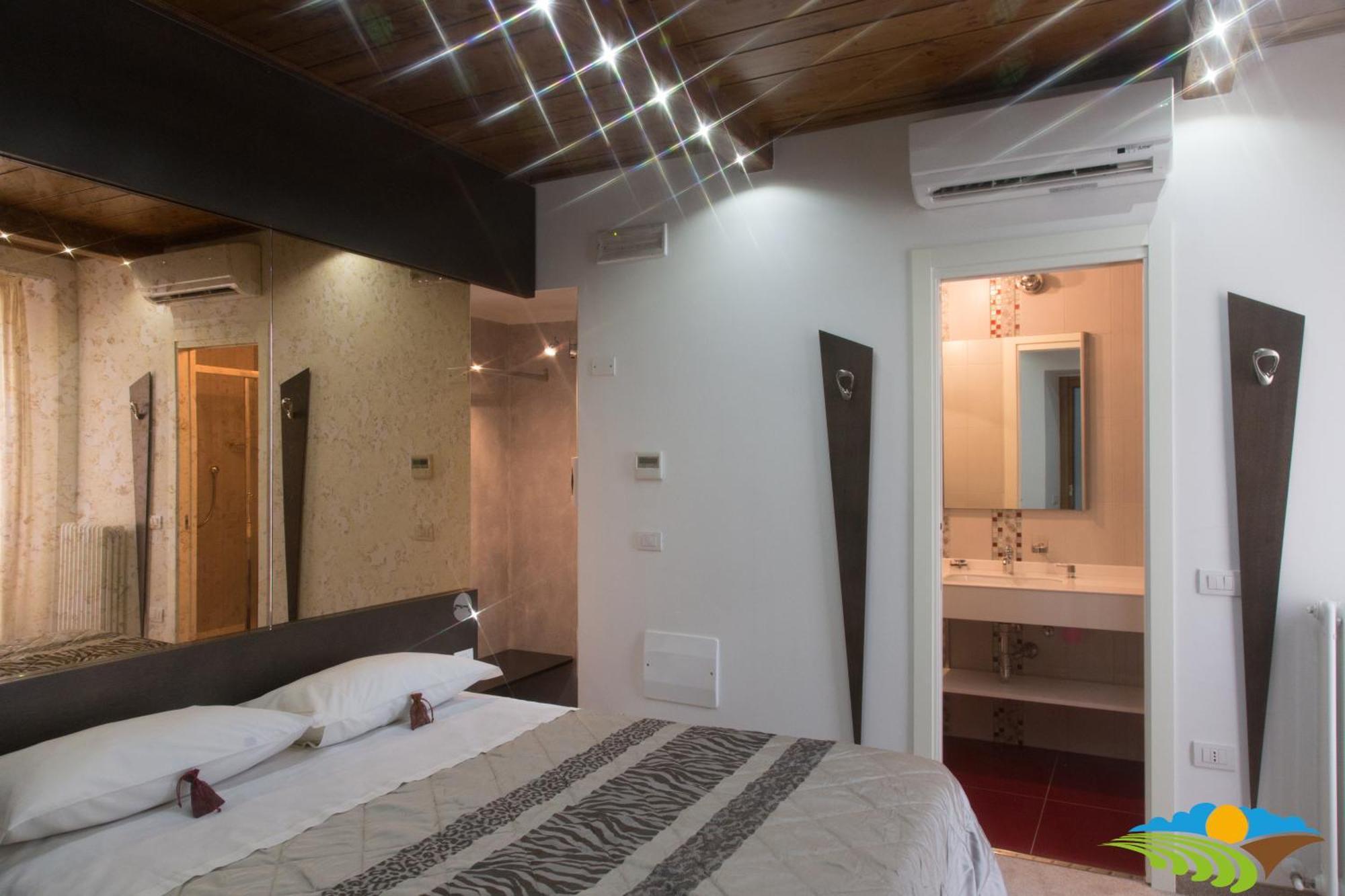 Albergo Diffuso - Il Poggetto Tra Urbino & San Marino 객실 사진