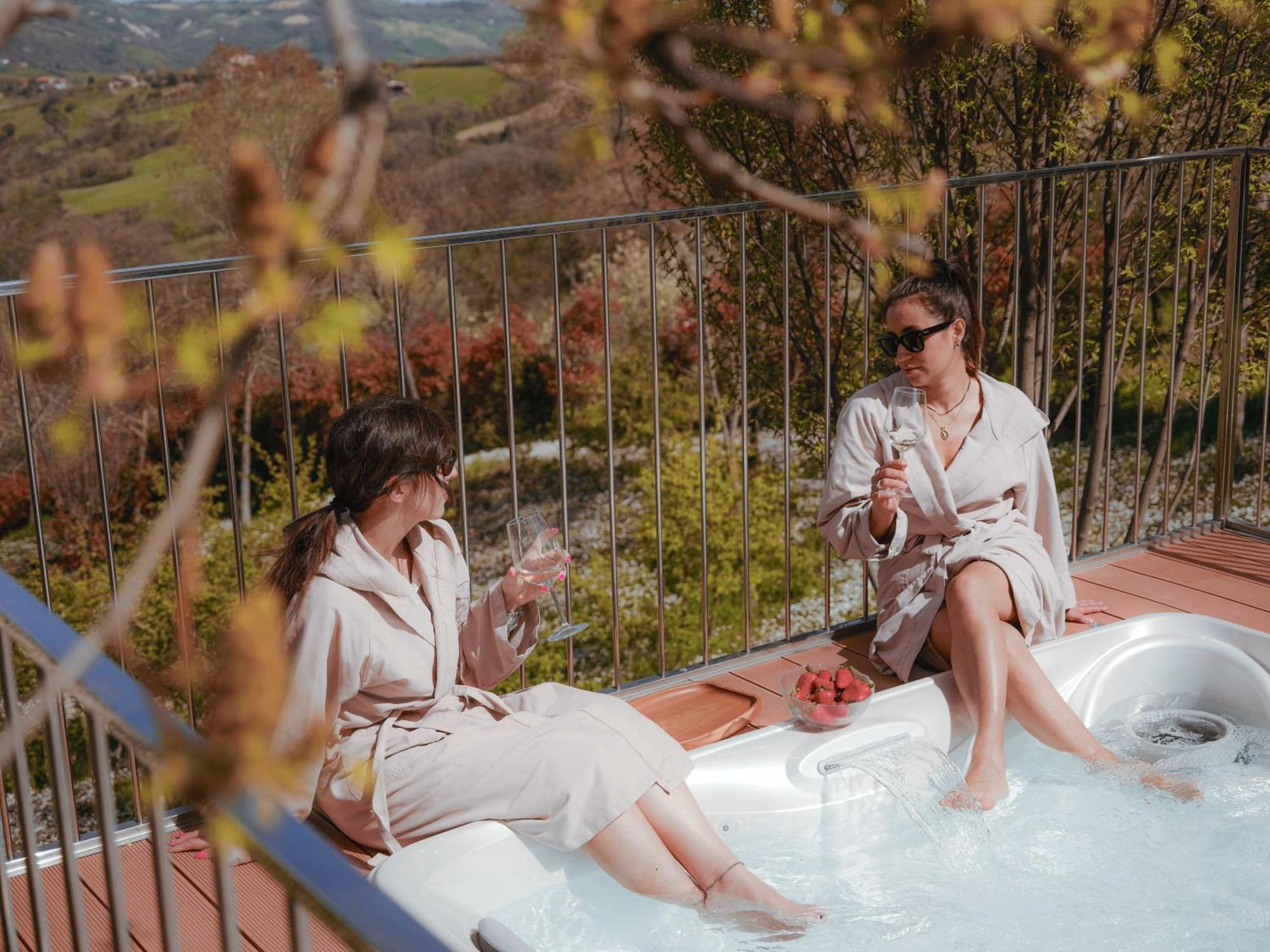 Albergo Diffuso - Il Poggetto Tra Urbino & San Marino 외부 사진