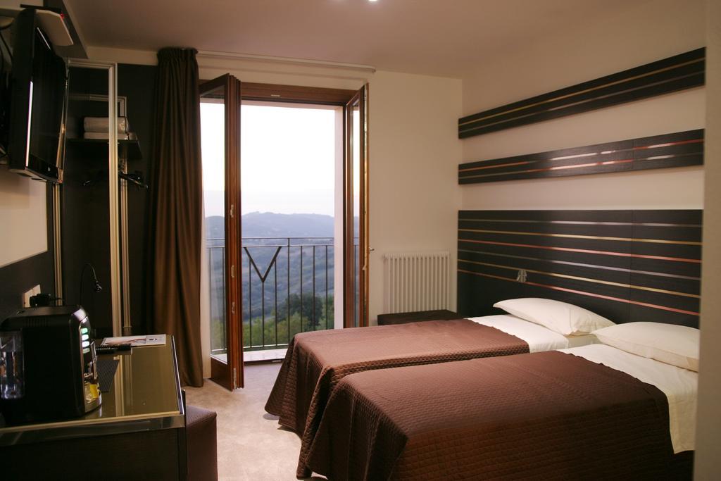 Albergo Diffuso - Il Poggetto Tra Urbino & San Marino 외부 사진